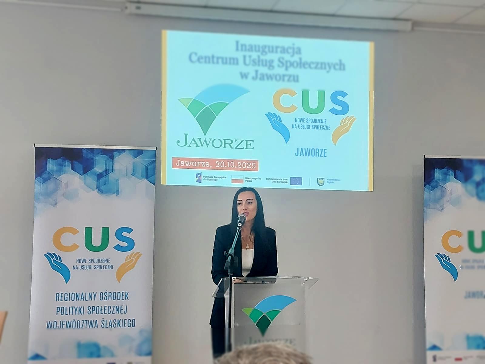 Prowadząca Inaugurację Anna Pietraszewska-Biegun - Zastępca Dyrektora CUS w Jaworzu