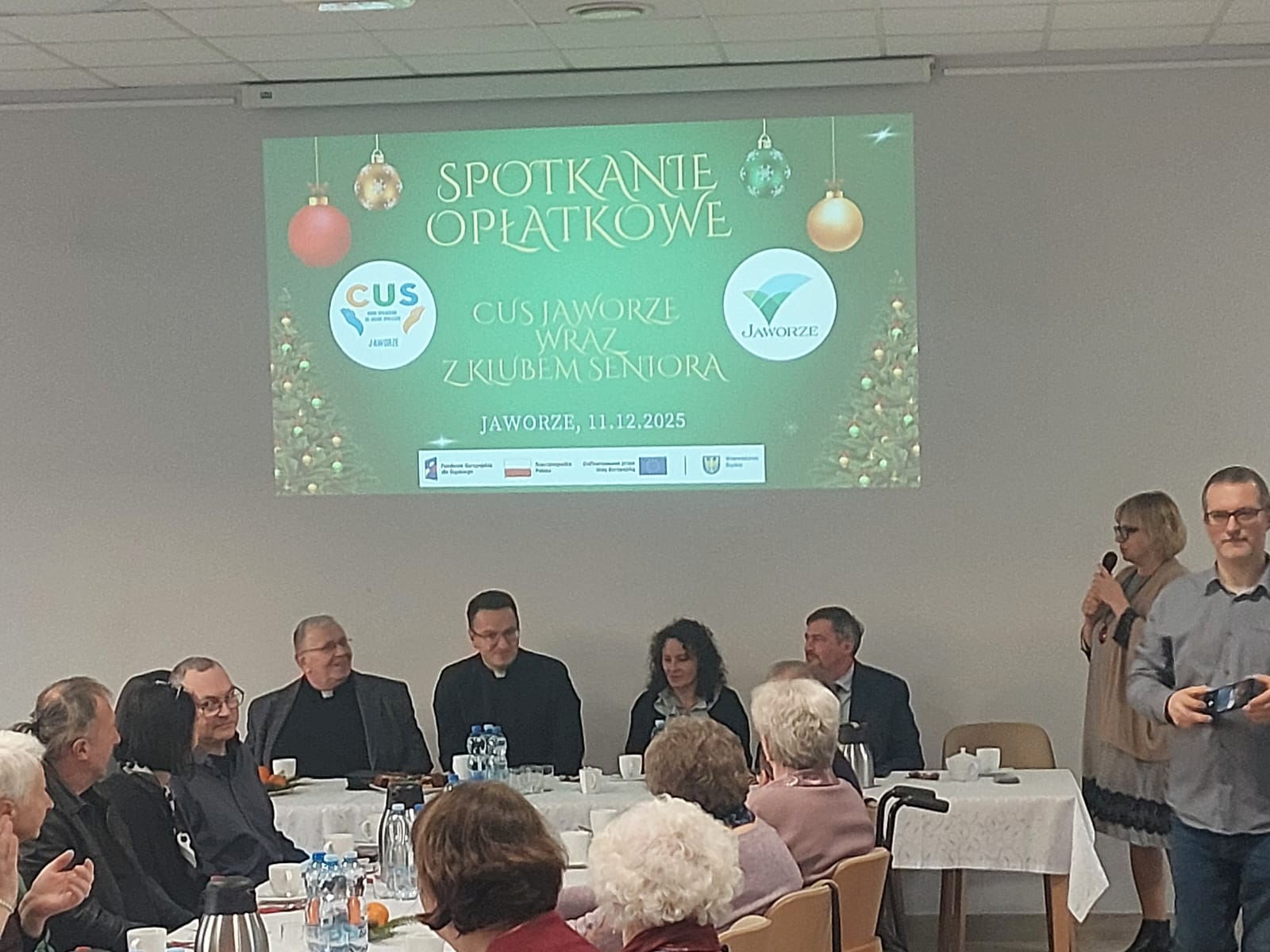 Read more about the article Spotkanie opłatkowe w Jaworzu – tradycja, wspólnota i góralska nuta serca
